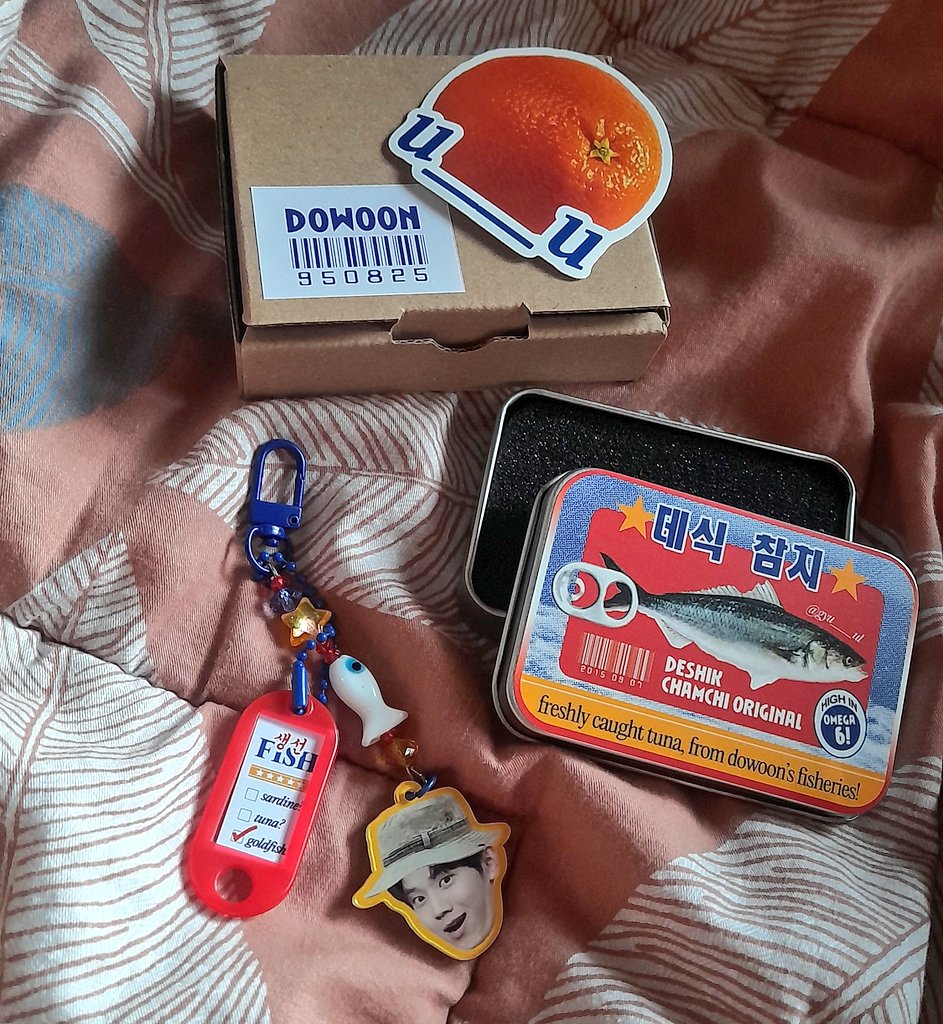 yesterday's happy mail~ 🍀🐟 from <a href="/gyu___ul/">🍊🛒 ༘ ⋆｡˚‧</a> gemes bangettt dowoon aaaahhh 🤧🤍