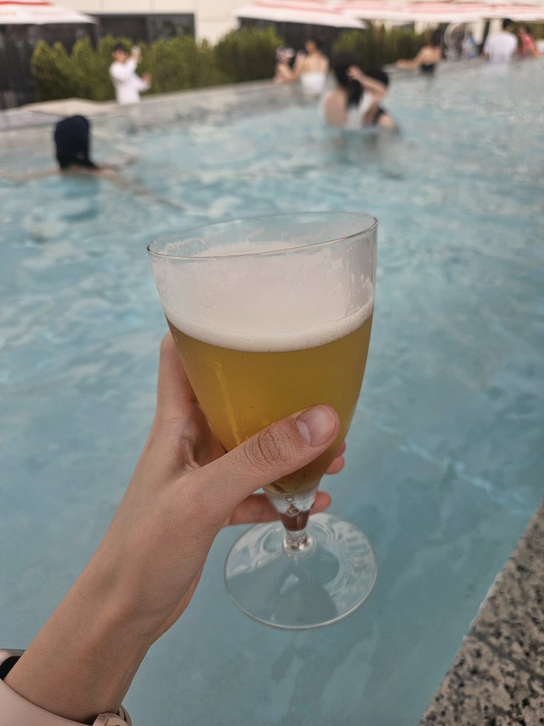 추석엔 호캉스!!
다들 즐거운 한가위 되세요