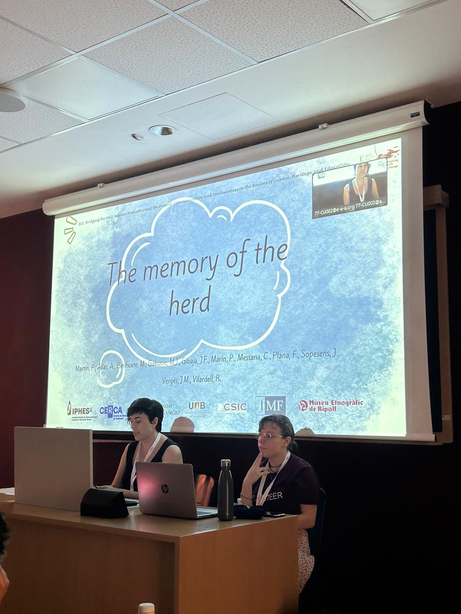 Por fin la divulgación tiene cabida en los congresos científicos. Nosotros hemos tenido el placer de formar parte de dos en las últimas semanas