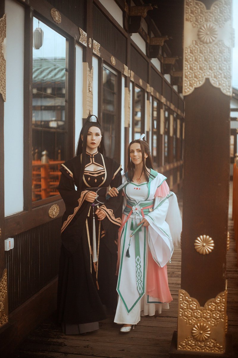 AlexOuroboros's tweet photo. С Праздником середины осени 🥮
Fandom- Heaven Official's Blessing
He Xuan- me
Shi Qingxuan- @silwen_42
Photo- Mr. Black Photography (вк)
#shiqingxuancosplay
#beefleafcosplay #hexuancosplay
#tianguancifucosplay https://t.co/UpK7m1FB2Q