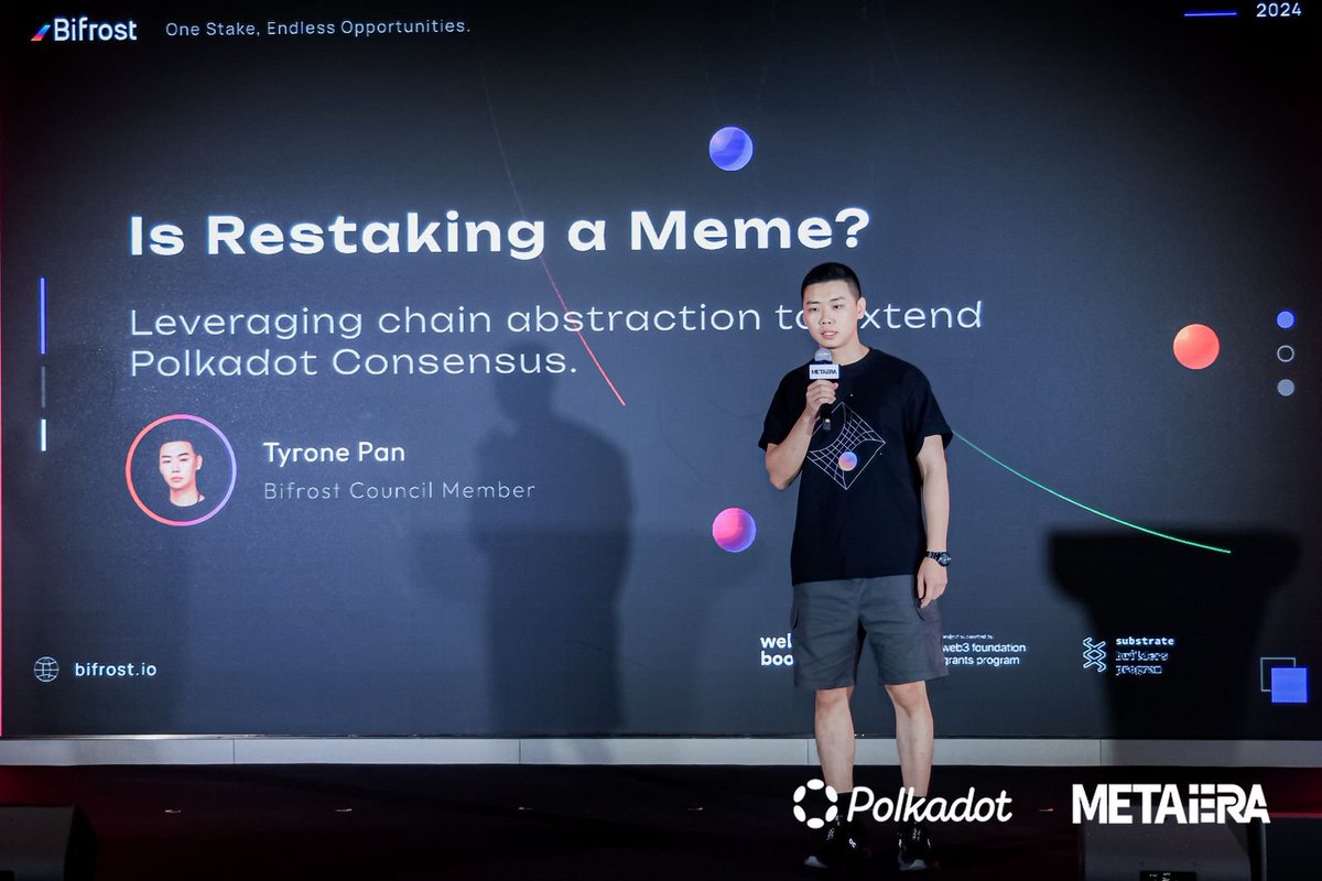 MetaEraHK's tweet photo. 📸MetaEra @ Token2049 “Polkadot Decoded Asia 2024” Highlights!  

Tyrone Pan, Head of Developer Relations at @Bifrost, delivered the keynote “Scaling Polkadot Consensus with Bifrost Infrastructure” at the conference!  

He said: “Bifrost is a decentralized derivatives protocol that provides cross-chain liquidity primarily for pledged assets”.  

#Token2049 #Polkadot #MetaEra