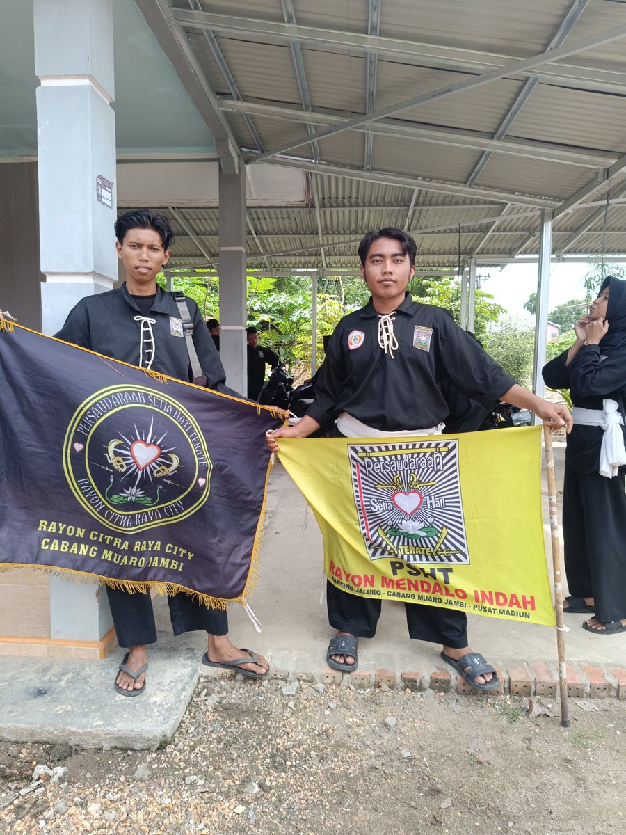 pshtsumut's tweet photo. PersaudaraaN Setia Hati Terate 💟
#psht #pshtjaya #pshtsumut https://t.co/SqkYzi7vvW