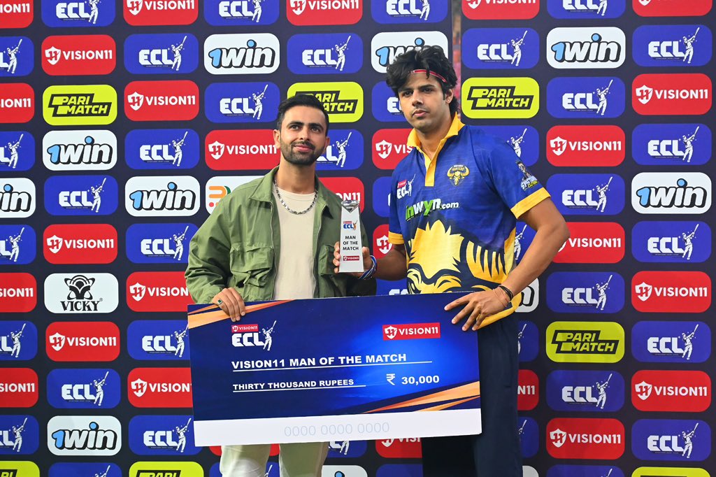 7kutkut's tweet photo. One Team 
One Dream 
@ECL 🏆 
.
.
.
.
.
.
.
.
.
.
.
.
.
.
#elvish
#Cricket
#IPL 
#CWC 
#BBL
#ViratKohli
#MSDhoni
#CricketLove
#T20
#TestCricket
#ODI https://t.co/Cb1tT2ehw7
