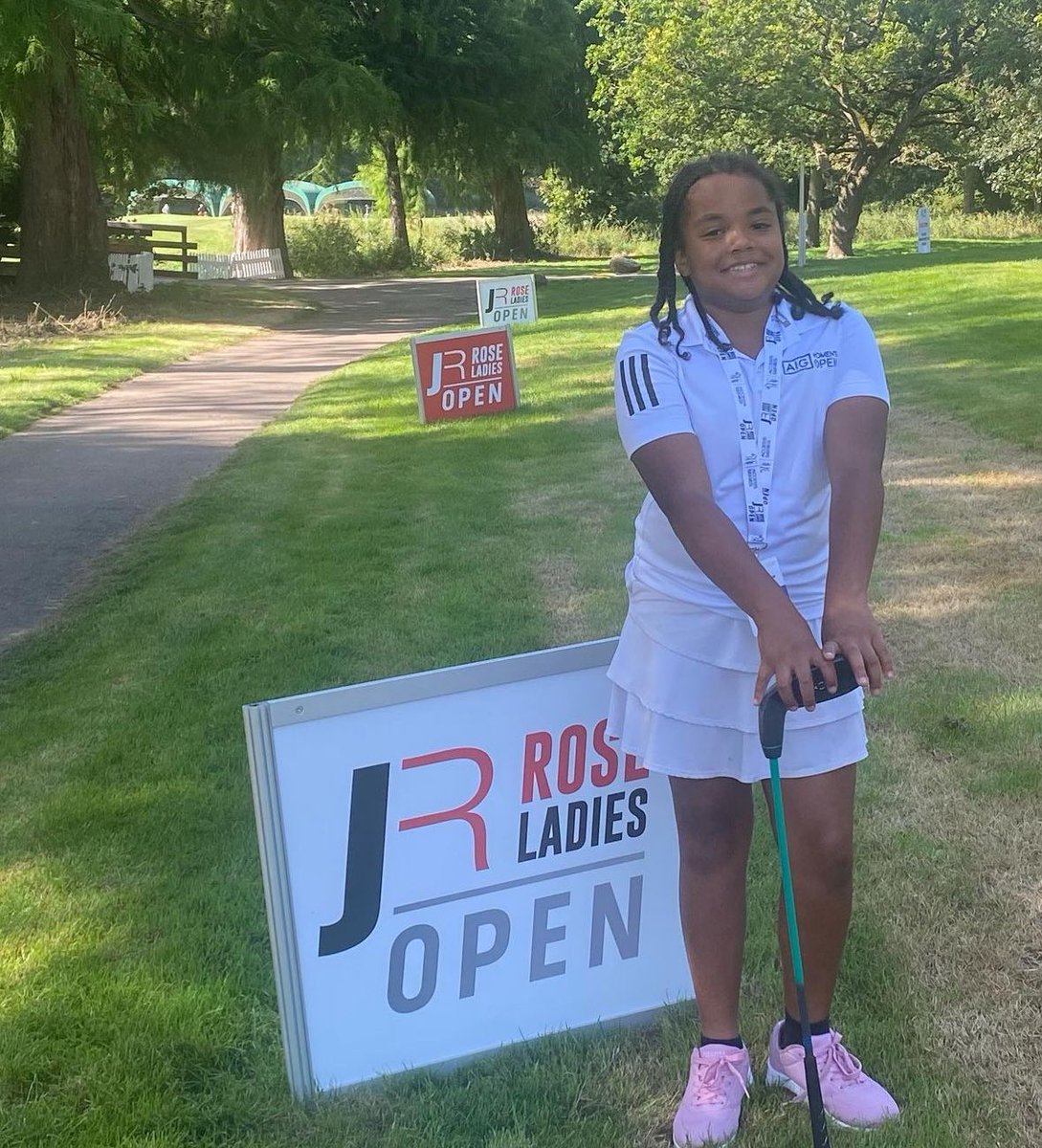 sienna_willgolf's tweet photo. This time last year I was helping my brother @RoseLadiesGolf @BrocketHall this year I’ve qualified for the @TelegraphJunior as a net finalist!! So happy my hard work has paid off 🫶🏽@JustinRose99 https://t.co/yJ0wbPwusK