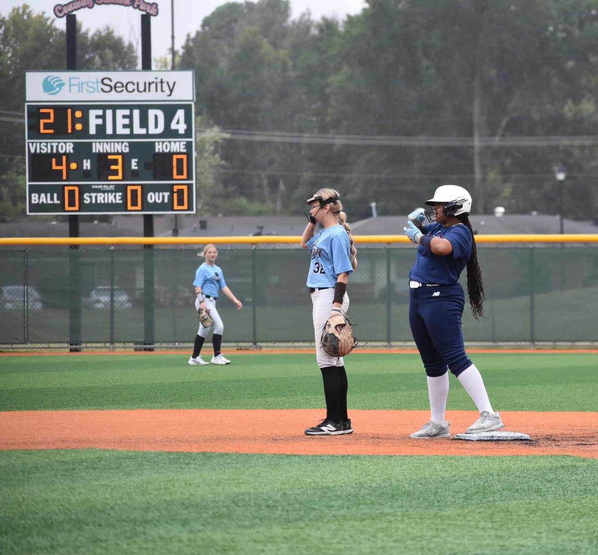 AveryWarren33's tweet photo. Great weekend for @prospects2011 at the CBC Fall Bash in Conway! Came out 14u Champions with great bats, but greater defense. #prospectsnational2011 #whereprospectsplay https://t.co/0C25bY9hxY
