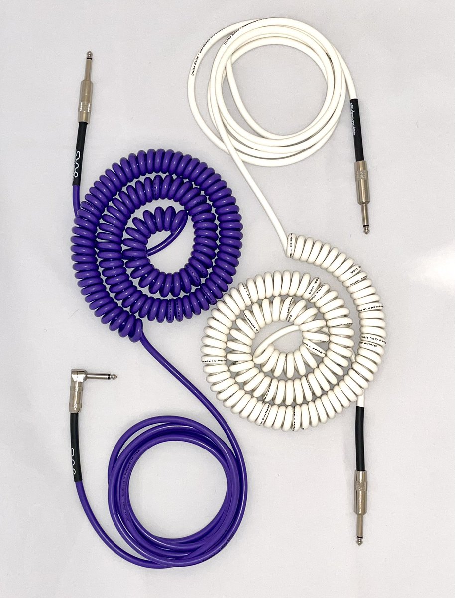 50/50s for the legend Eddie Martinez. For all of you youngsters, Eddie has played on some of the most iconic songs of the 1980s. Run-DMC, David Bowie, Robert Palmer, Mick Jagger, Tina Turner just to name a few. 

#knowyourtone #instrumentcable #eddiemartinez