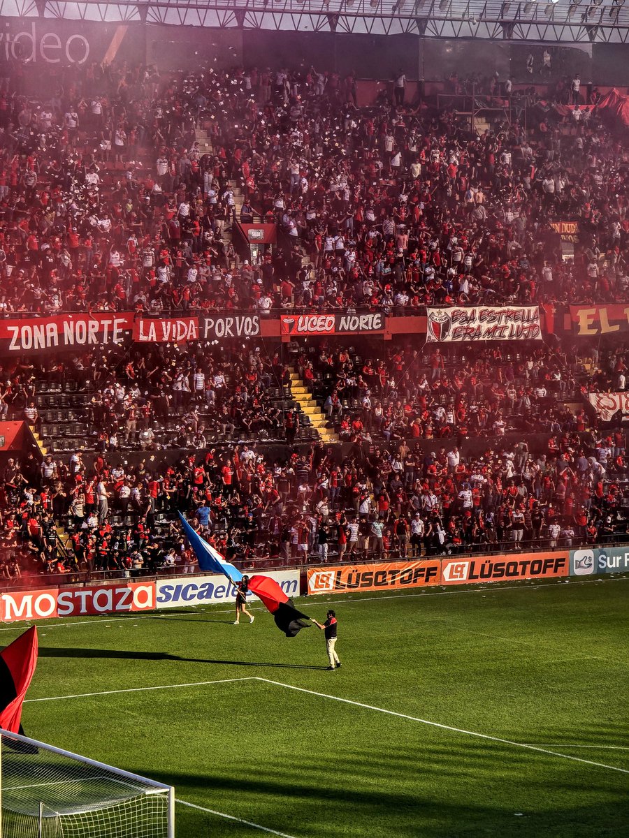 AguCaliani's tweet photo. Colon Querido. https://t.co/p4mSn0uUT4