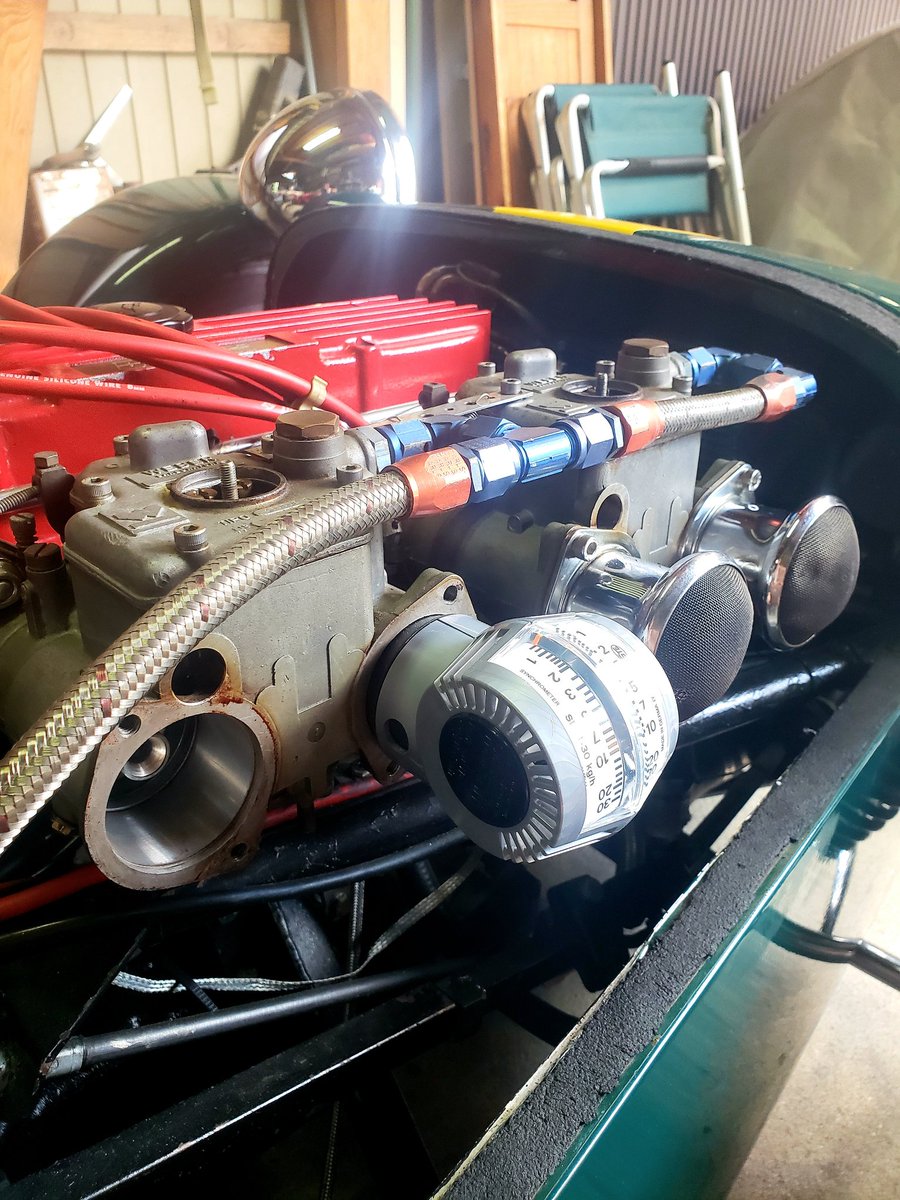 LzzBnnP6ibzmrEa's tweet image. この感覚（感性）が♥️
数十年ぶりにキャブ調整は面白い😁
#ウエーバー
#webbr 
#キャブ調整
#休日のすごしかた