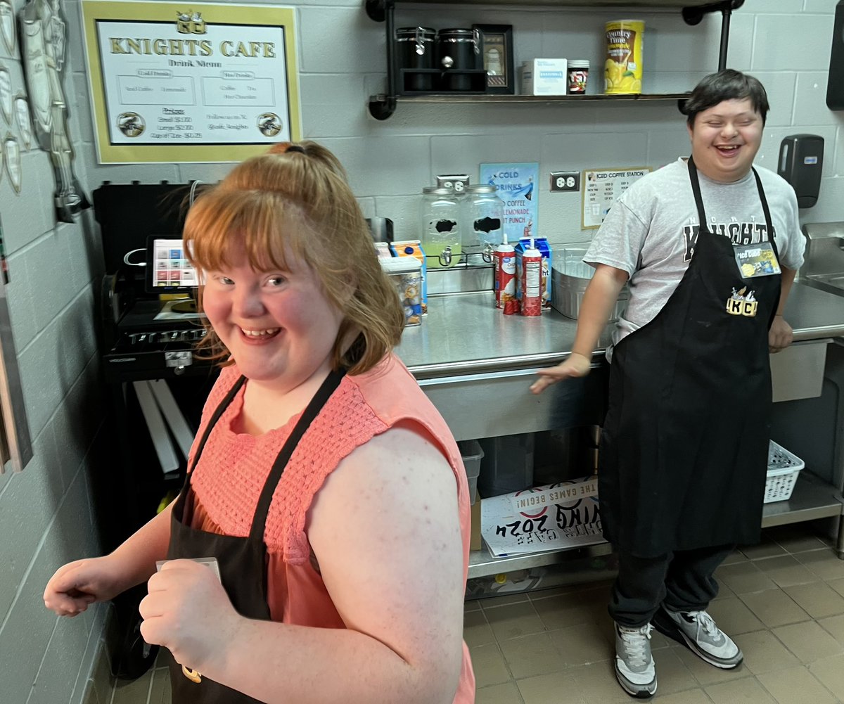 It’s always a party in the Knights Cafe! 🎵 Come grab a drink, 3rd/7th hour every day ☕️ (Smiles are free!)