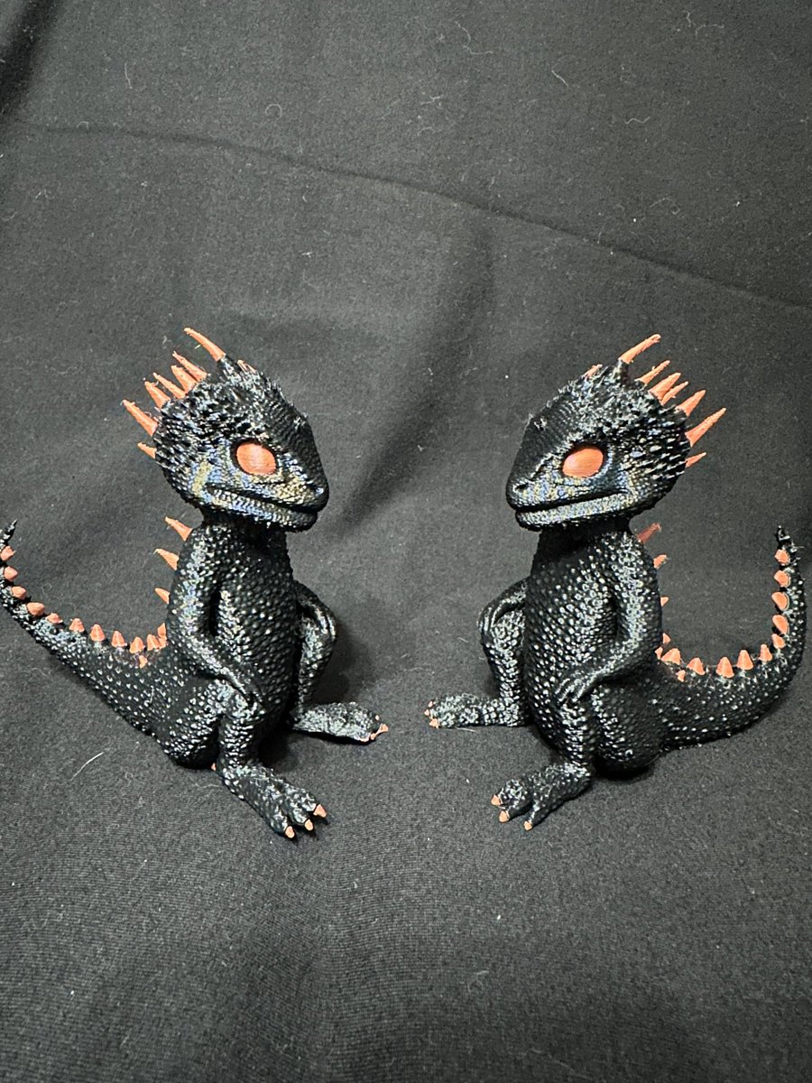 Fun print. Spike the Alien Lizard. Model from <a href="/MakerViking/">MakerViking</a> over on Thangs.com