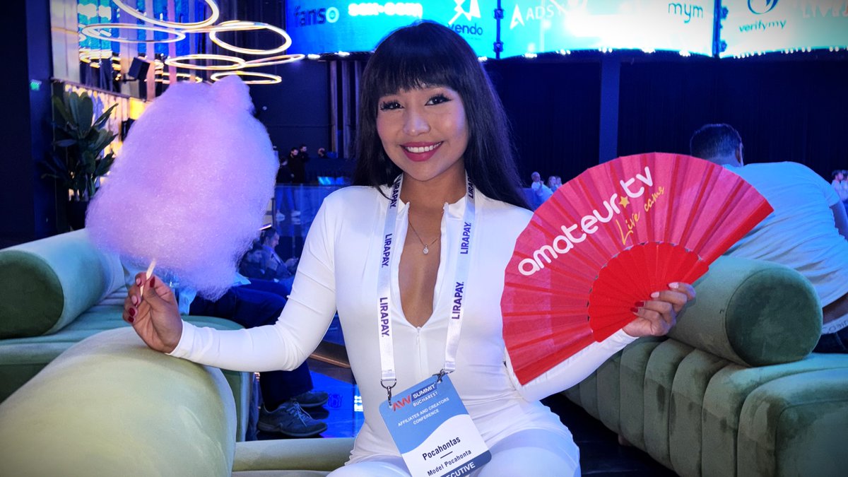 PixelBabes Agency tweet media