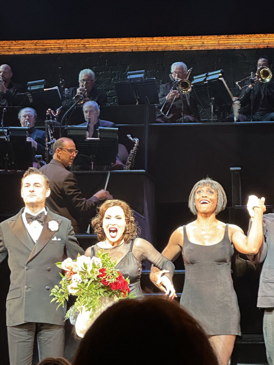 Congratulations Alyssa - fantastic Chicago debut!! ⁦<a href="/Alyssa_Milano/">Alyssa Milano</a>⁩ ⁦<a href="/ERACoalition/">ERA Coalition</a>⁩