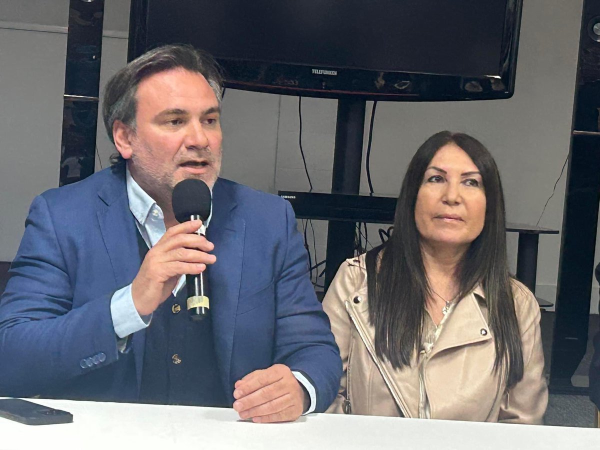 mariocolman's tweet photo. Le dimos la bienvenida a la Dra.Alejandra Torres, actual Directora Departamental de Salud quien viene teniendo una excelente gestión en cuanto a la salud, combate a las adicciones y salud mental.

Bienvenida Alejandra a la 904. https://t.co/XGnTnqRuZD
