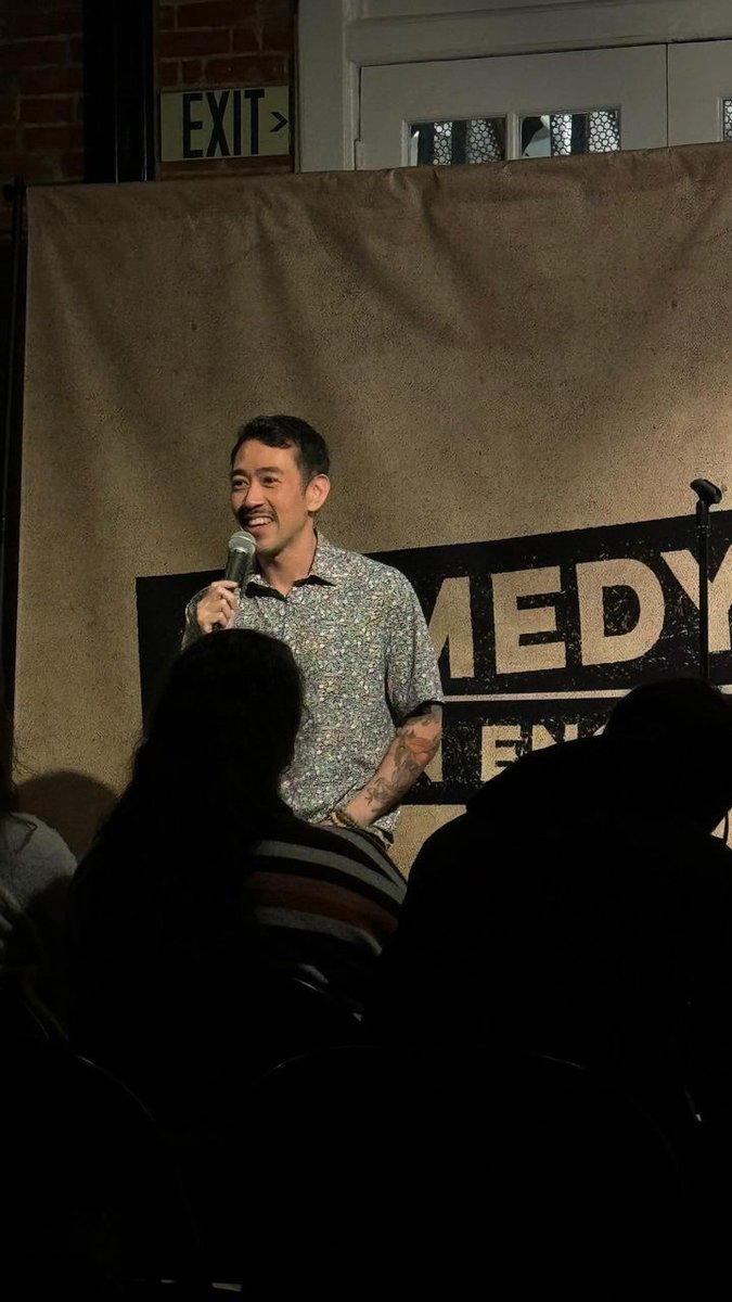 comedynenglish's tweet photo. Prev @santamonicahi
@caseybskinner & Crew (@NickTittone @drjackielinn kept the festivities going!
Next 1 Tues Sept 17th 8:30pm w/ @SaraKiJoon @saveralphguerra & more!
Tix Link (in bio) - https://t.co/6bkqQqKaNk
#EventBrite #hostels #santamonica #eventsLA https://t.co/wsCFose9qm