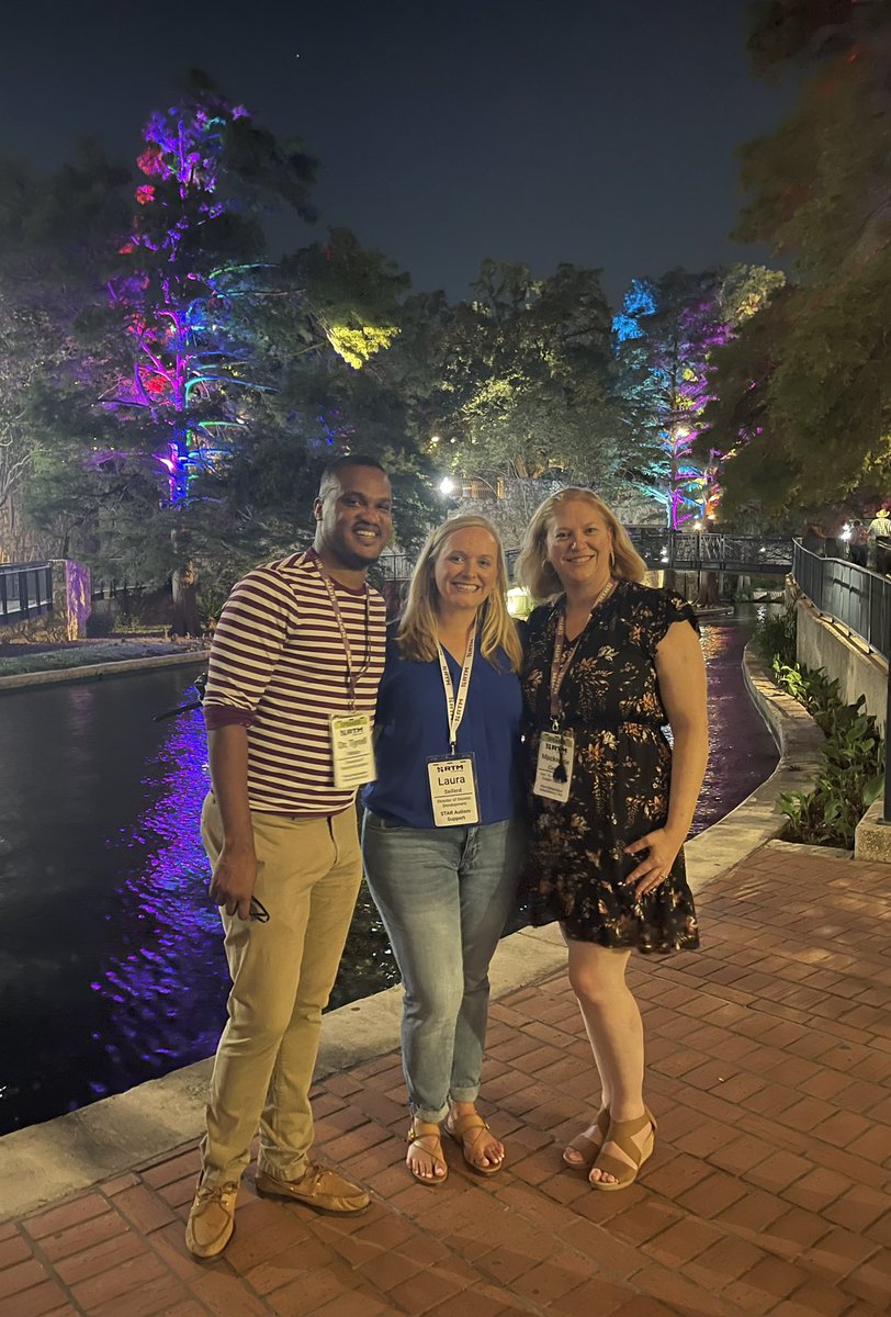 mackenzie77's tweet photo. Last night in San Antonio! #rtmk12 https://t.co/XZ8CTjF9JE
