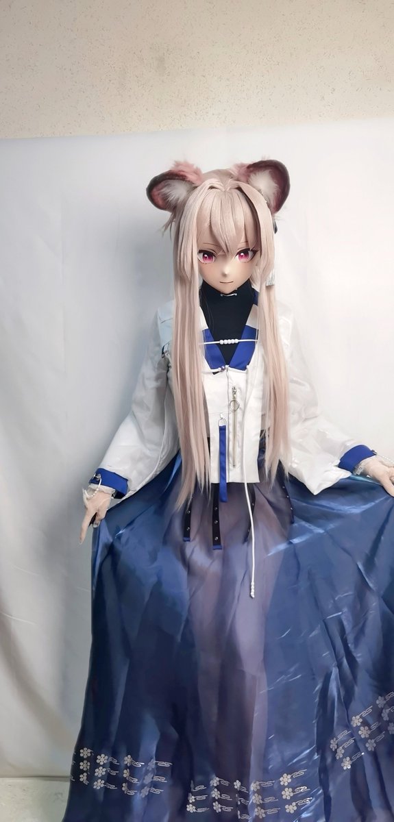 列瑶台鼠鼠🐭，裙子好透
#kigurumi #林雨霞 #Arknights