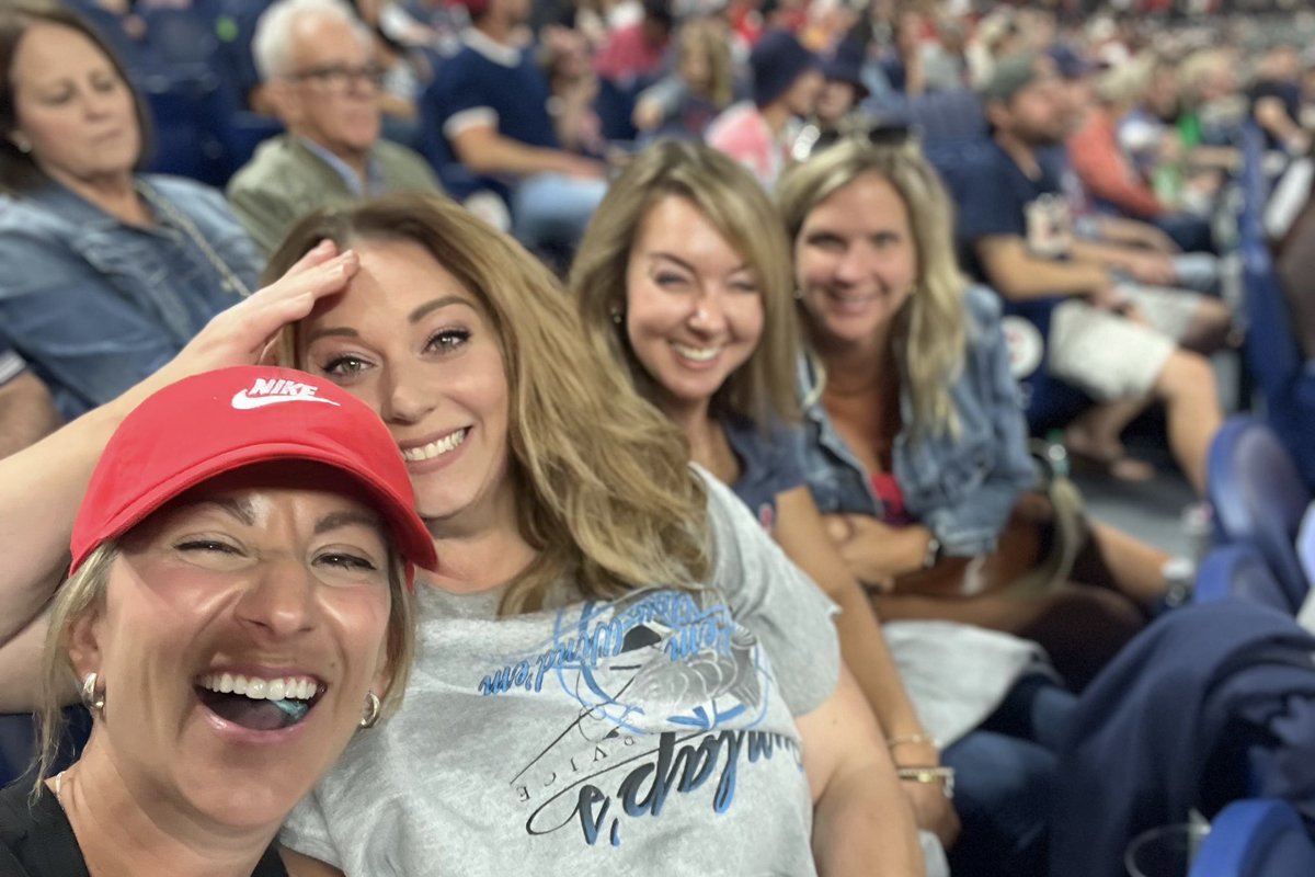 HTS_juniorhigh's tweet photo. Mrs. Novak got to see the Guardians pull an unexpected but exciting W tonight!! https://t.co/xwwRr0tLNR