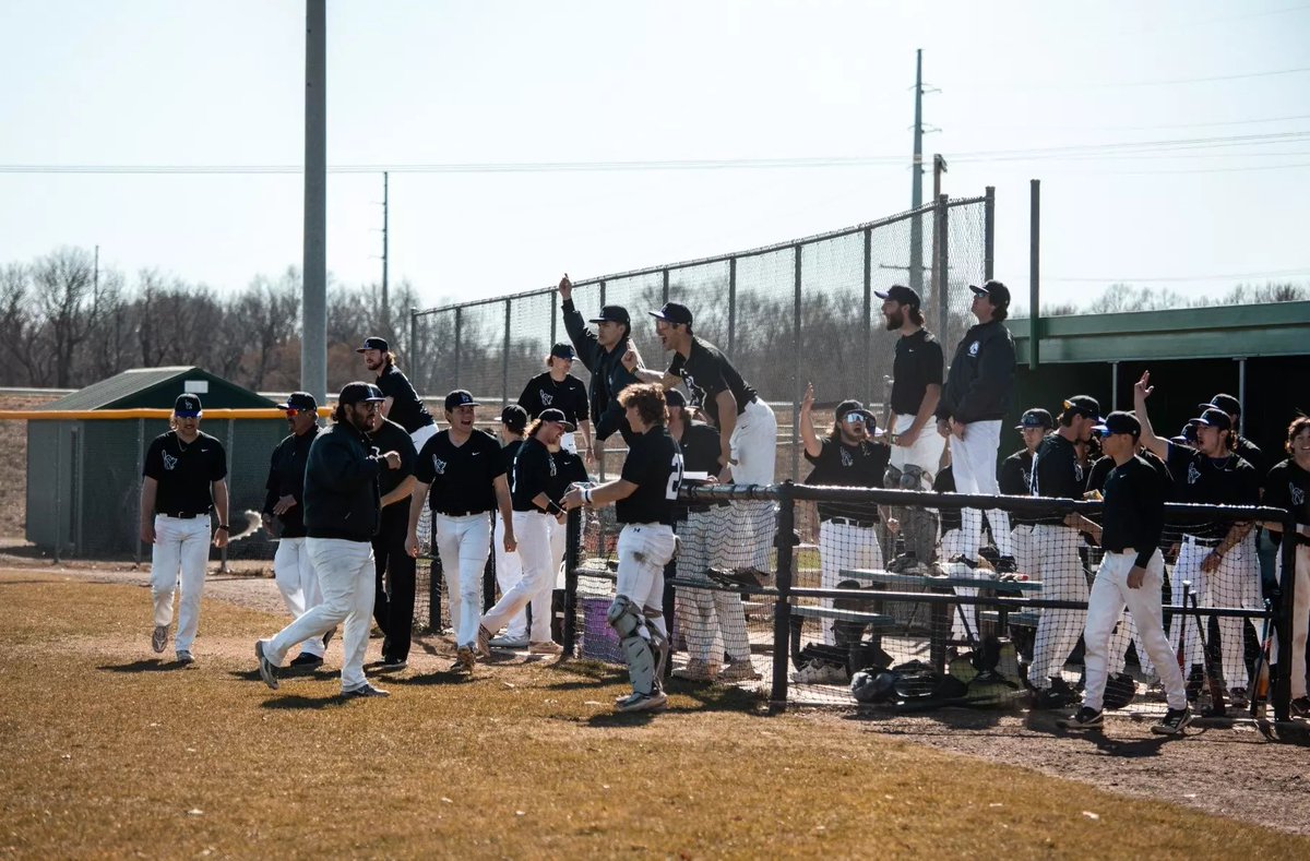 After a great visit and talk I’m blessed to have received an offer to play baseball at Southwestern College!! #Gojinx