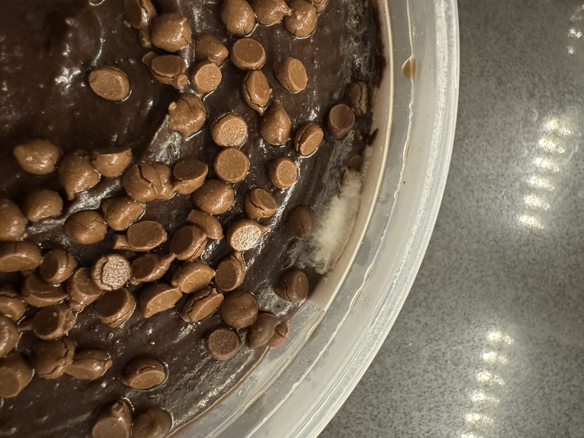 very grossed out - bought this hummus tonight (~3 hours ago) from <a href="/Target/">Target</a> <a href="/AskTarget/">AskTarget</a> and just opened it and it has mold??? wtf???