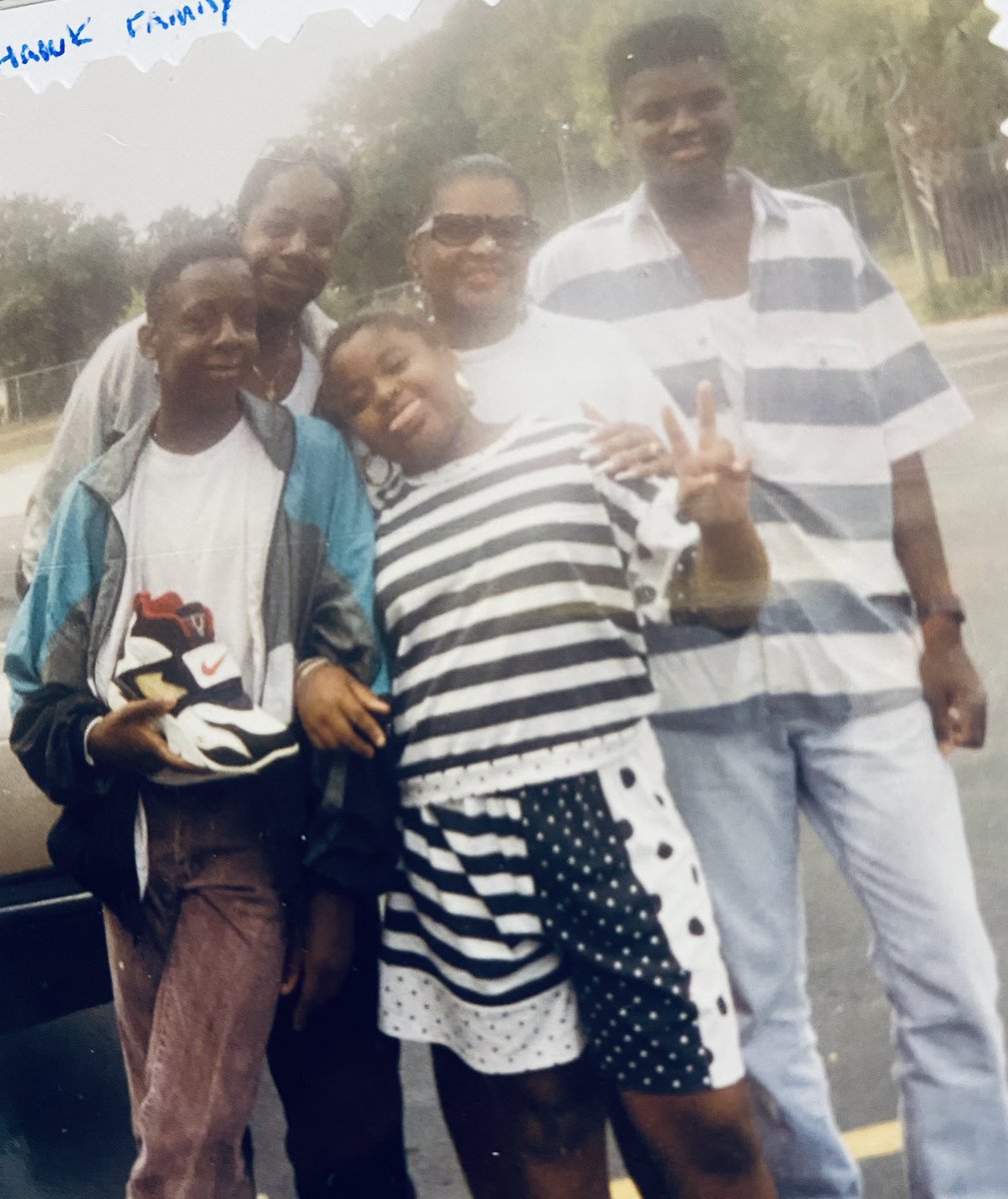 ObieOneBA's tweet image. In 1993 I saved all my Christmas money just to buy my own shoes for the first time. @DeionSanders thanks for making impacts on my life then and now. My lil man and I will have to get a matching pair while I share the story with him.💯
 #deionsanders #neondeion #diamondturf #nike