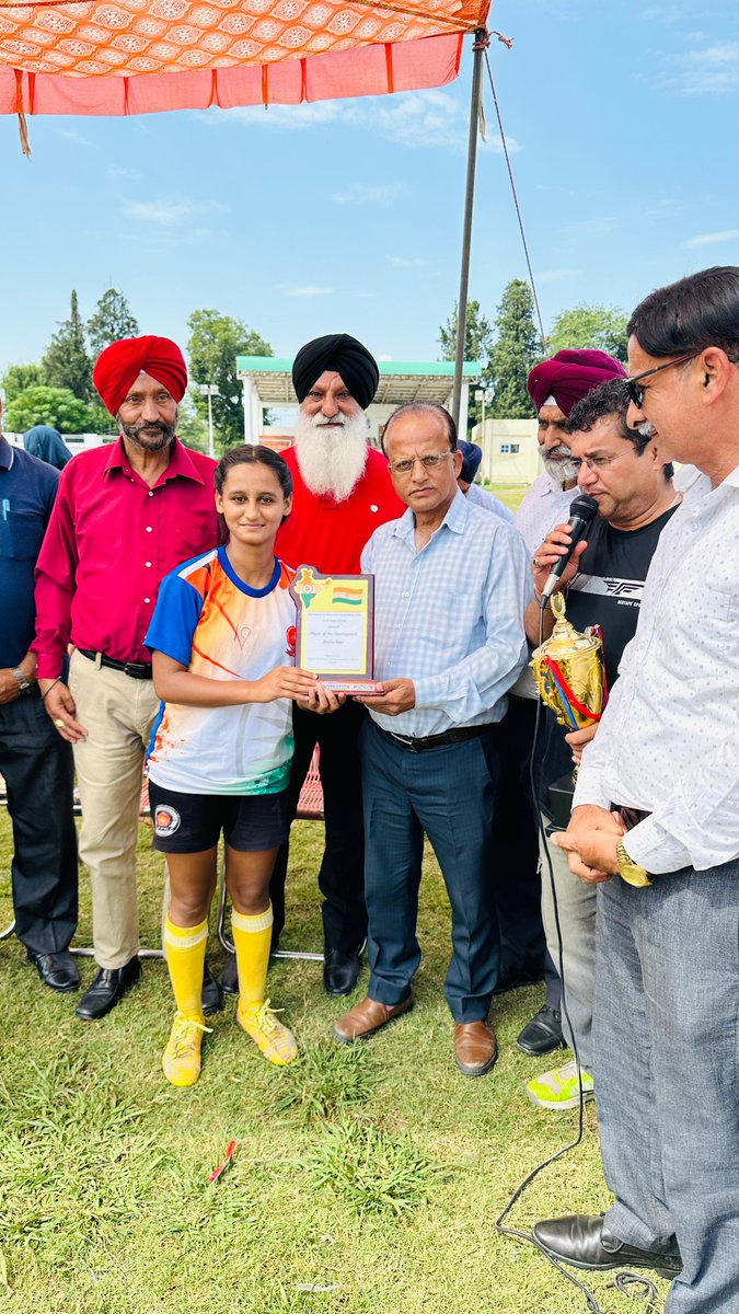 DyssoPoonch's tweet photo. Successfully completed inter District divison level competitions U-19 Girls at Poonch @PoonchDm @dgyssjk @jk_yss @PMOIndia @in https://t.co/fJj4m8TNSk