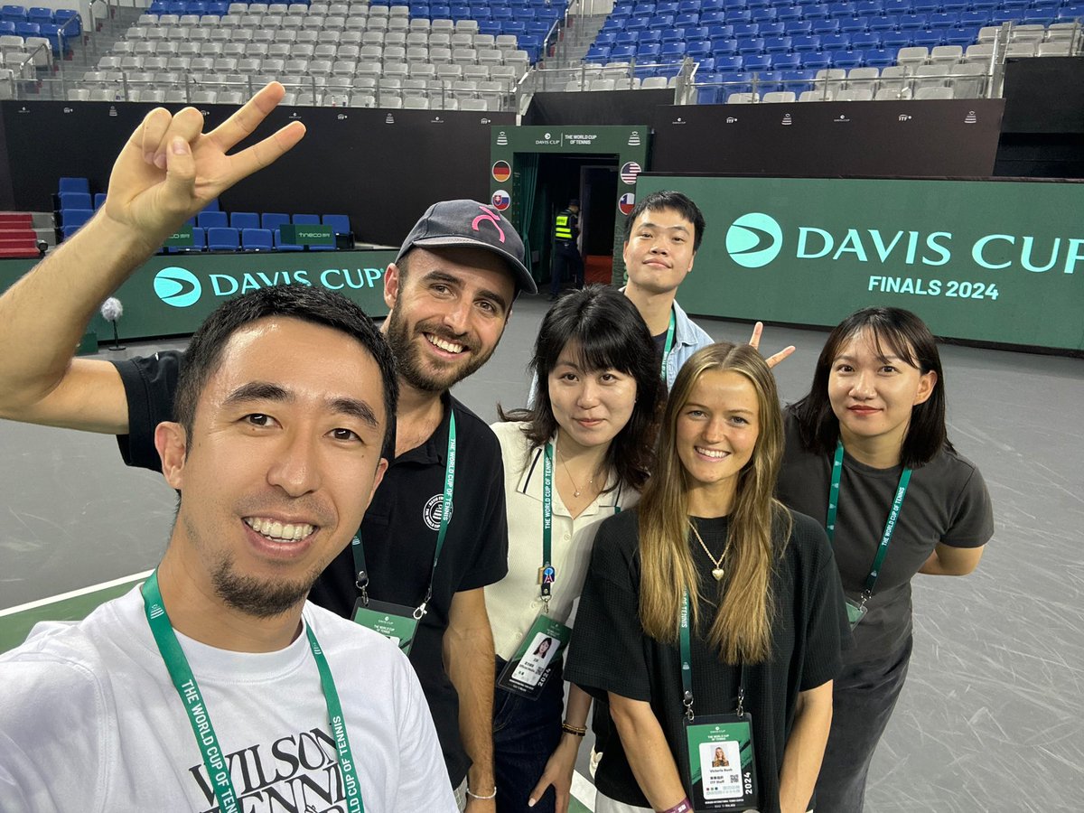 VictoriaBbb's tweet image. China for the Davis Cup Finals was fun - still love being part of the tennis world 🎾❤️