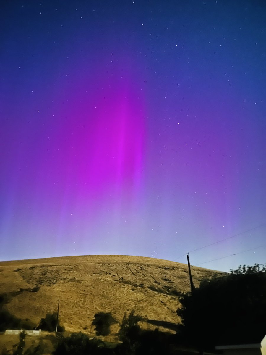 SWS509's tweet photo. Northern Lights are out in Washington! #northernlights #auroraborealis https://t.co/A4Sau9hGuE