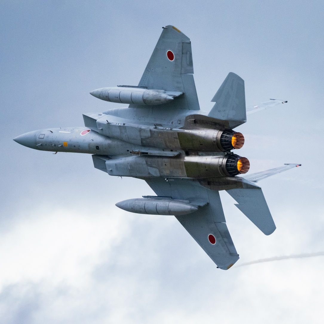 anadoriphoto's tweet photo. #この絵を見た人はアフターバーナー焚き旋回上昇する戦闘機の絵をあげる
#AfterburnerFestival
#航空自衛隊
#千歳基地
#RJCJ
#千歳基地航空祭
#千歳基地航空祭2024
#千歳のまちの航空祭2024
#F15J
#2WG #203SQ https://t.co/qgjBvled6y