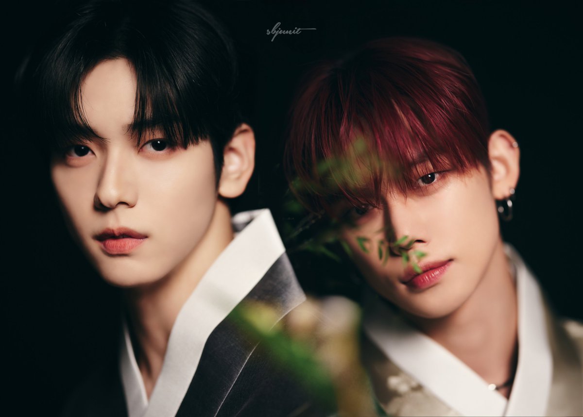 sbjunit's tweet image. Our full moon 🌕 #숩준