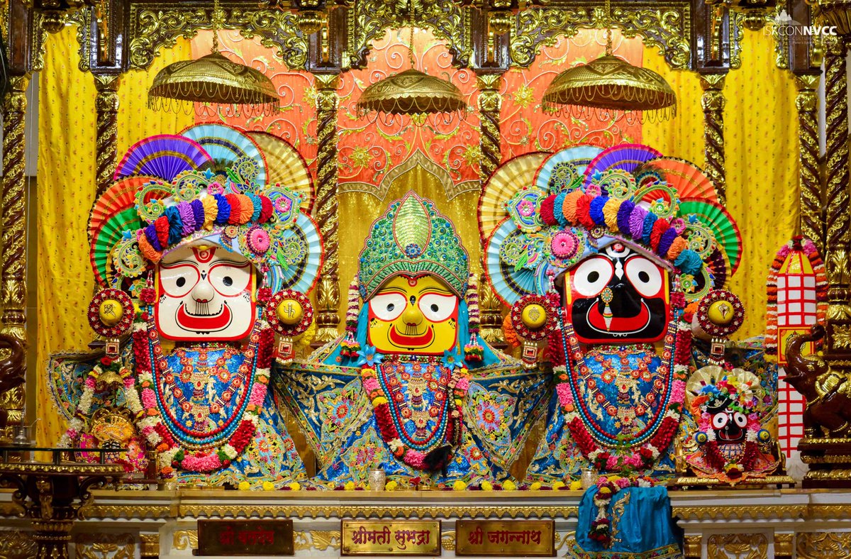 ISKCONPune's tweet photo. 🙏🏽Today's Darshan 📿 🗓17-09-2024🙏
🌷Sri Sri Jagannath Baldev Subhadra🌷
🚩@ISKCONNVCCPune🚩
.
.
#ISKCONNVCCPune #ISKCONNVCC #ISKCONPune #ISKCON
#17thseptember #17thseptember2024 #Tuesday
#kirtan #Harekrishna #Krishna #Kirtan #Krishna
#Harinaamsankirtan #Radheshyamdas
#Radhe https://t.co/t9WqFFhvur