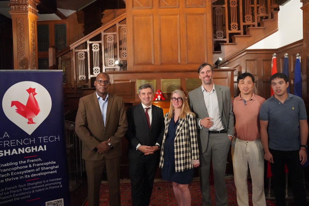 ValadouJoan's tweet image. Rentrée de la #FrenchTech à #Shanghai. Ravi d’avoir accueilli le bureau, les membres et partenaires du réseau pour présenter les missions et les activités de cet acteur clé de l’équipe 🇫🇷. Les acteurs français du numériques et des nouvelles technologies sont ici très dynamiques !