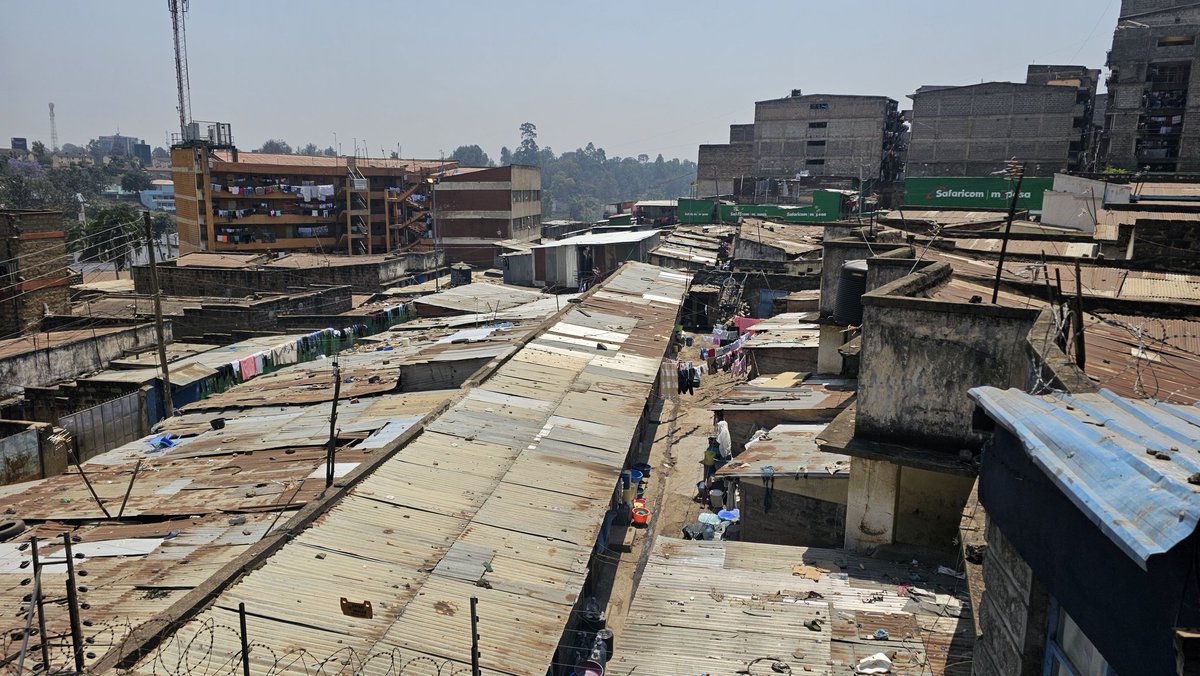 cholubaz's tweet image. First day in country on our Medical Mission trip to Nairobi Kenya. The level of poverty here is sobering. I am very impressed with #MOHI and the work they are doing here.