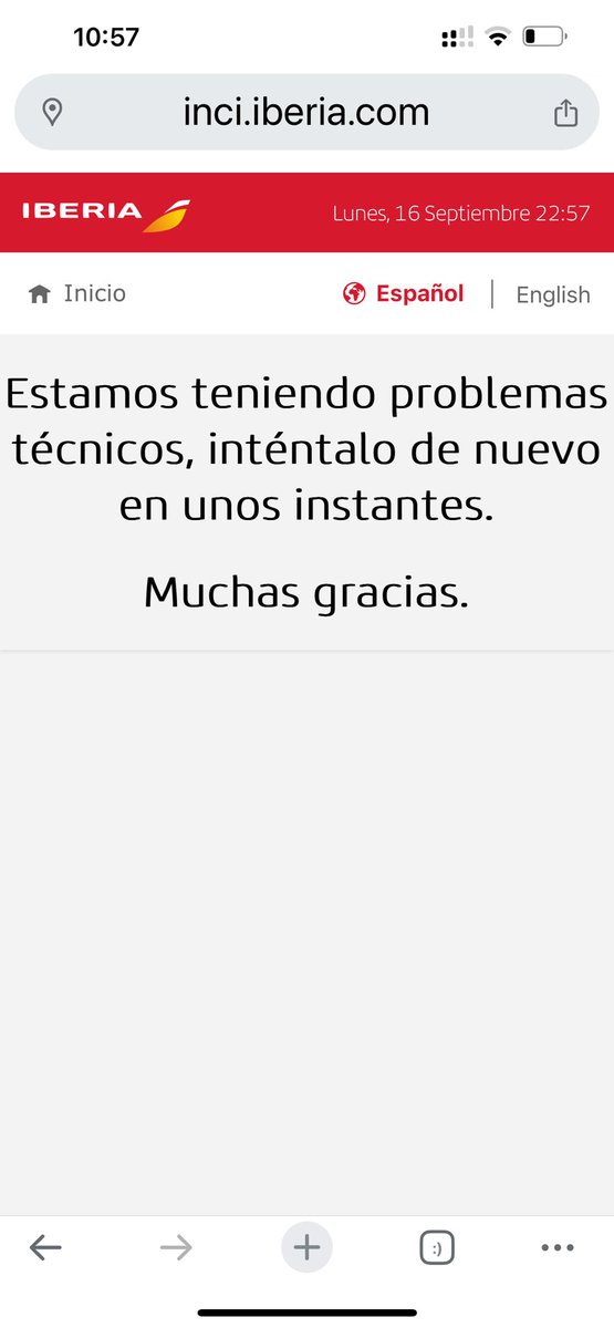 Lara_8a's tweet photo. @Iberia Ni siquiera me deja hacer el reporte https://t.co/ZTIy3ZmKZH