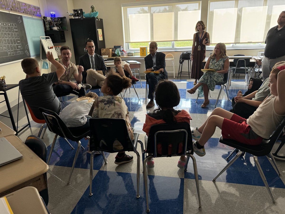 Rondout Valley Central School District (@rvcsd) on Twitter photo Learning Walks taking place at our Intermediate and Junior High School. We saw Premier People in action yesterday! <a href="/Spadarop/">Paul Spadaro</a>
#PremierRondoutValley Learning Walks taking place at our Intermediate and Junior High School. We saw Premier People in action yesterday! <a href="/Spadarop/">Paul Spadaro</a>
#PremierRondoutValley