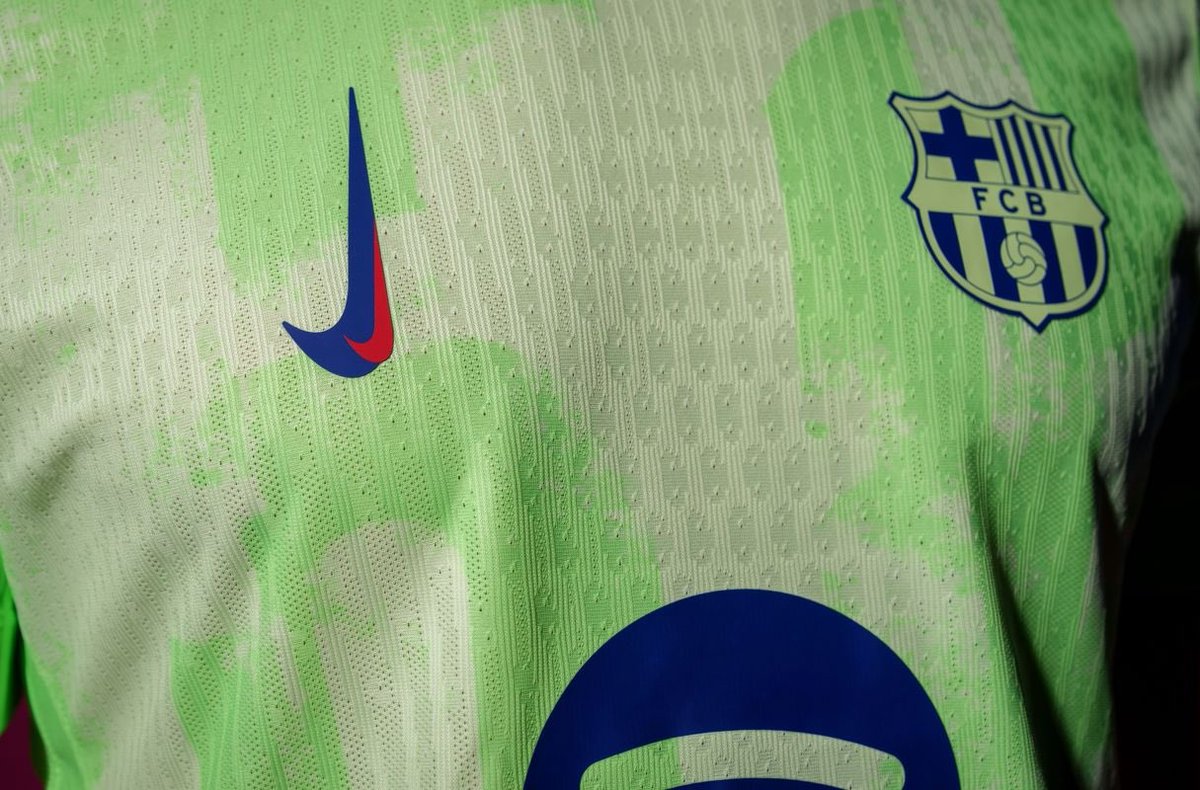 🌍 SORTEO INTERNACIONAL 🌍

Sorteamos la nueva equipación del FC Barcelona entre los que:

-Den RT a este tuit.
-Sigan a <a href="/Ctinfo_17/">Ctinfo_17</a> y a mi.

👥Menciona a un amigo para doble participación.

🗓️Ganador: 24 de septiembre.