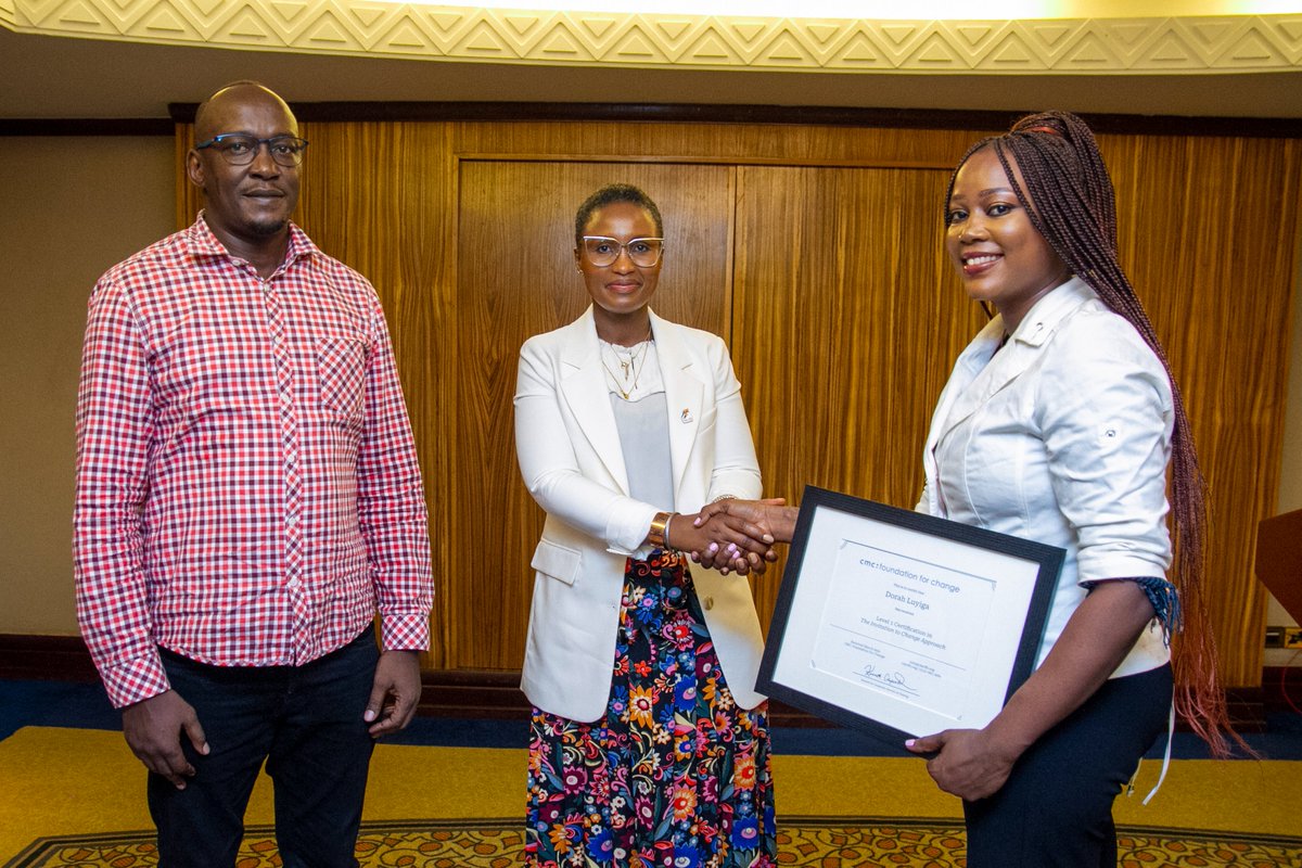 ally_foundation's tweet photo. @AlbertElwa, ED of Focus on Recovery- Uganda, and Susan Wilkinson, President of Your Ally Foundation, Inc., handing over a certificate to a participant in the 5th ITC cohort training. 

Excited for the next cohort starting on Sept 20, 2024! #AddictionRecovery #ITCTraining https://t.co/1qEv3kUfqq