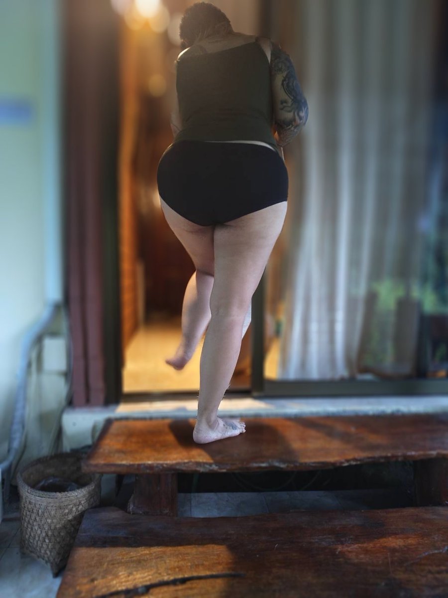 xxx777xvideos's tweet photo. หาเพื่อนเที่ยวขี่รถเล่นวันหยุด ตกเย็นมาจิบเบียร์สบายๆแบบเอ้าดอ https://t.co/Z8eIrQ18Jb