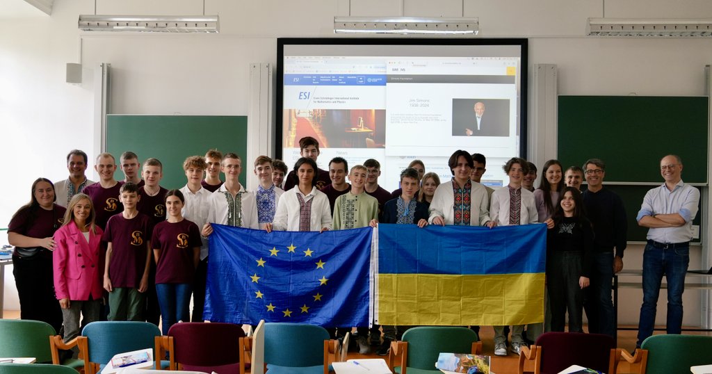 Erwin Schrödinger Institute (@esivienna) on Twitter photo We are honored to welcome the Ukrainian students to the <a href="/ESIVienna/">Erwin Schrödinger Institute</a> for the Simons Science School, a program to support their talents in Chemistry, Physics, and Mathematics. Big thanks to the <a href="/SimonsFdn/">Simons Foundation</a> for making this possible!
Find out more here: mmf.univie.ac.at/simons-science… We are honored to welcome the Ukrainian students to the <a href="/ESIVienna/">Erwin Schrödinger Institute</a> for the Simons Science School, a program to support their talents in Chemistry, Physics, and Mathematics. Big thanks to the <a href="/SimonsFdn/">Simons Foundation</a> for making this possible!
Find out more here: mmf.univie.ac.at/simons-science…