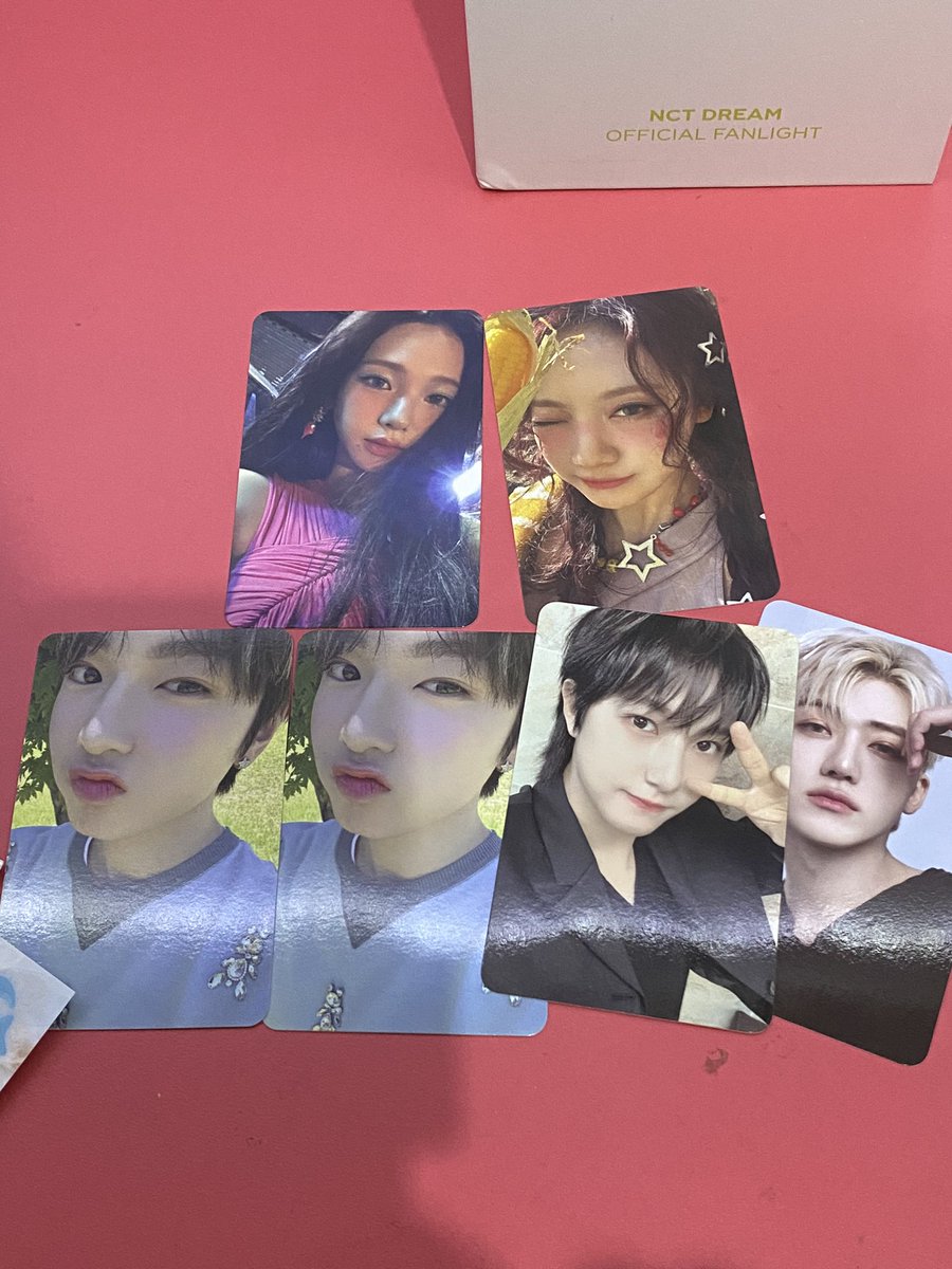 ziannaravl1761's tweet image. Pppp NCTZEN halooo siapa mau tuker riku sama aku aku punya doble sakuya😔☝️ kalo mau chat aku ya #nctzen 
#treed #SAKUYA #nctwish #nct #beranda