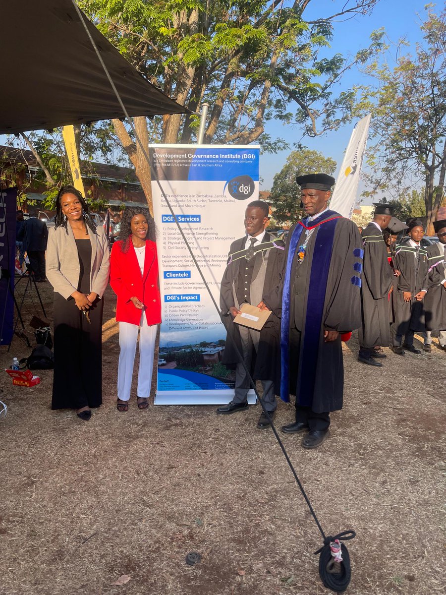 DevelopmentGov1's tweet image. On Friday (13.09.24) DGI representatives, the Dean of the Faculty of Engineering &amp;amp; the Built Environment, &amp;amp; the Chairperson of the Architecture &amp;amp; Real Estate Department presented an award (Sponsored by DGI) to the Best Student in Architecture at the UZ’s 43rd Graduation Ceremony.