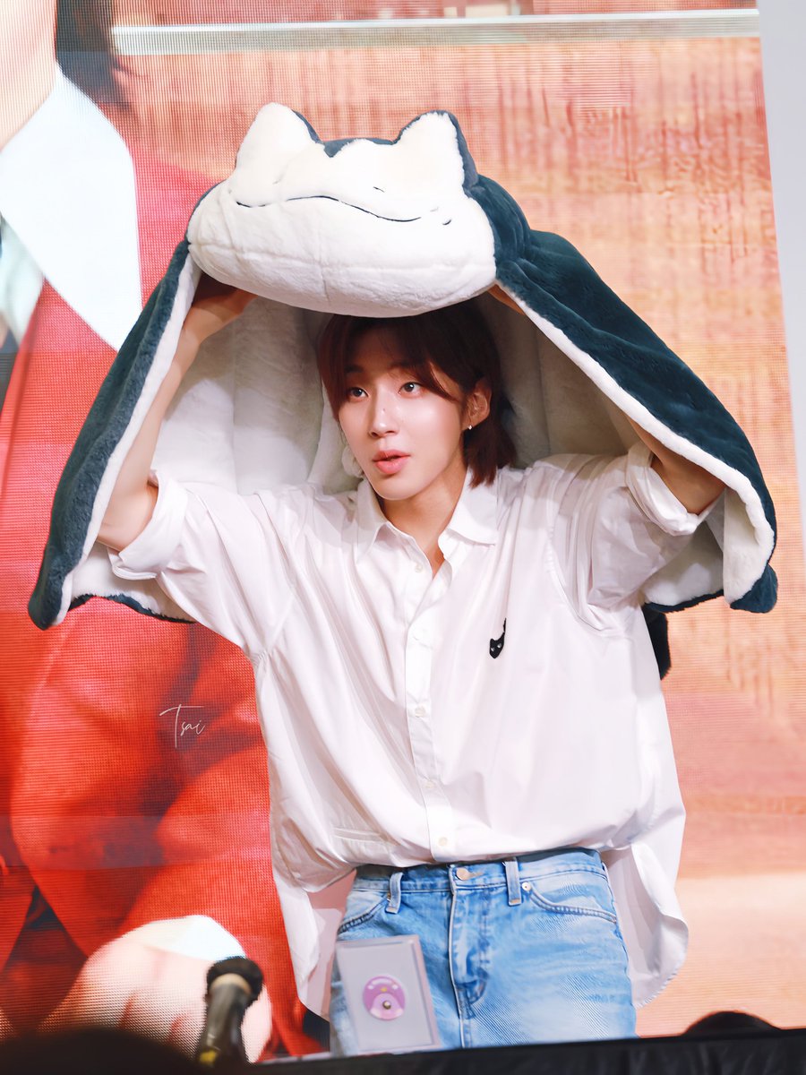 Jwiba_chiby2's tweet photo. 저 이사진에서 못헤어나와요 https://t.co/T6Blm4zWCJ