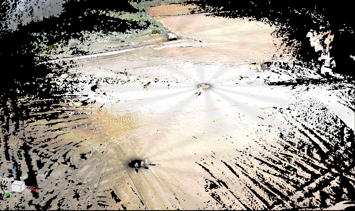 mko294's tweet image. 実践投入② 造成現場　GLSでもいいかと思ったけど、お客様が　#面トル　に興味あったので急遽休みにこっそり練習した　　
　#ESN  を持っていき3スキャン。ポケットの必要土量把握したいとのことだったのですぐ　#TRENDPOINT で 設計TIN比較で終了。試しに面トルRASTERでも設計TIN比較。土足りない💦