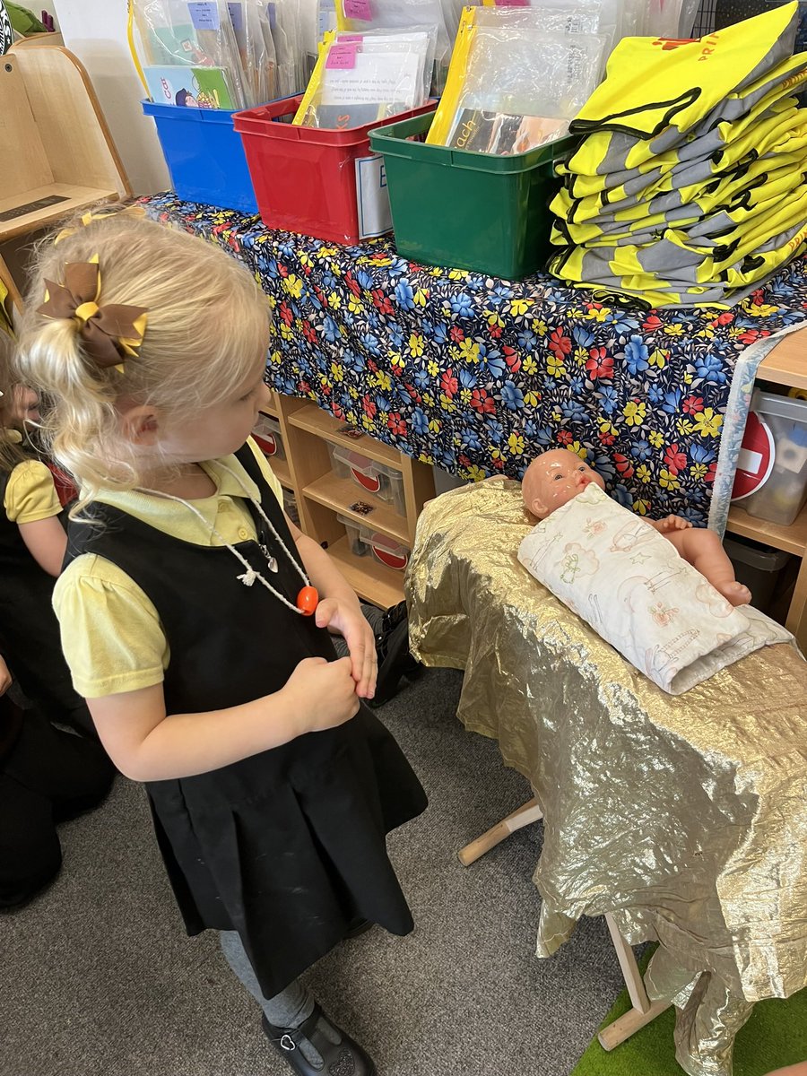 EastfieldPSHull's tweet photo. FRL have been learning about Christian baptisms in our RE lesson today. We enjoyed role playing the ceremony as a class! #epsRE #epsFRL https://t.co/7YbRFsOZxh