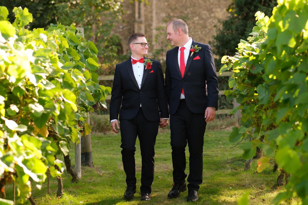 DanIconic* 🌈 🇬🇧 🇩🇰 🇦🇺 🏳️🌈 🪩 tweet media