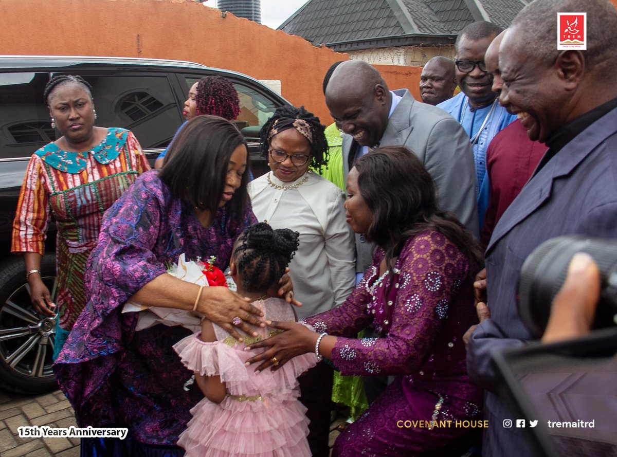 tremaitrd's tweet photo. What a day it was. Big Mummy's coming to TREM Covenant House was EPIC! Lives changed, miracles received. Thank you, Big Mummy, Bishop @drpeaceokonkwo 

#TREM #TREMCovenantHouse #SetTime https://t.co/Q2LbFSxQ4Y