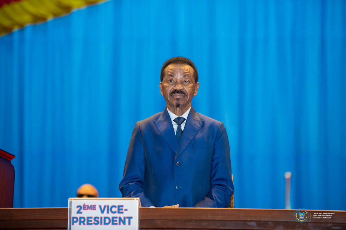 KanyindaPat's tweet photo. Rentrée parlementaire :

L’hon. 2è vice-pdt @CMbosoNkodia a pris part à la cérémonie solennelle d’ouverture de la session de septembre de l’@AssembleeNatRDC, présidé par l’hon. pdt @VitalKamerhe1 !

Bien avant, il a assisté avec les autres membres du bureau à celle du @senatrdc ! https://t.co/xwnaMpWU3T