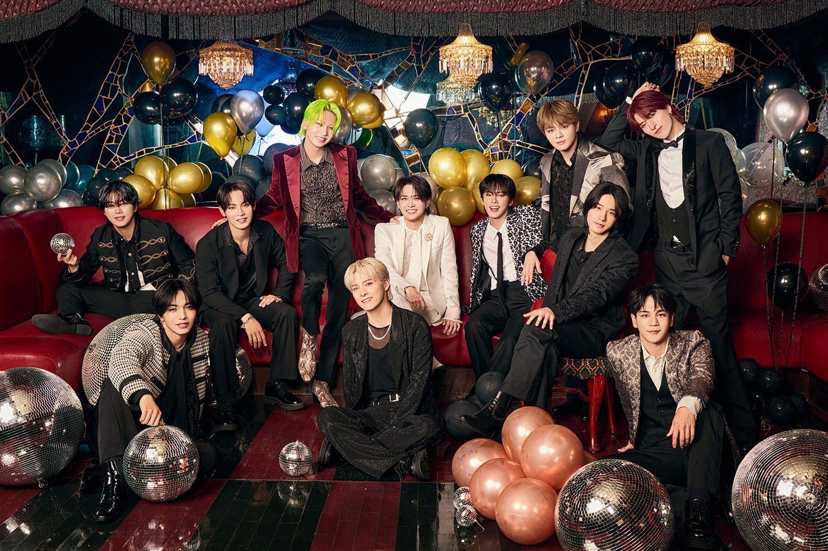 official_jo1's tweet photo. [📢] JO1初のファンクラブ会報誌
『JO1 Official Magazine 2024 -JO1 Party-』
キービジュアル＆内容詳細解禁🎉

▼詳細はこちら
https://t.co/KoYtLyytbQ

#JO1 https://t.co/T5YdaNJVRK