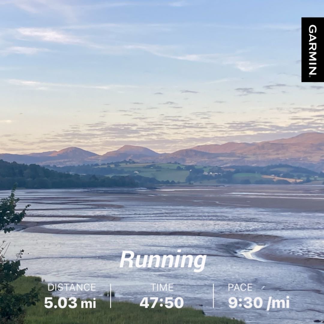 kenda11fella's tweet photo. Hill repeats with Amon Amarth this morning then a .5 Mile cool down to this viewpoint. 900 feet of climbing for breakfast. Happy Tuesday all. #Heavymetalrunner #runner #fitnessmotivation #runonclouds #runningpunks #marathonbuildup https://t.co/tIcVyeG2iG