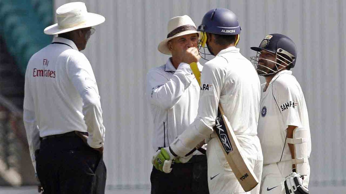 toisports's tweet photo. #BorderGavaskarTrophy #INDvAUS #INDvsAUS
When the #Monkeygate scandal rocked #India-#Australia cricket relations 🏏
Details ➡️ https://t.co/JoyczqyYob https://t.co/aR2pyOWaeJ