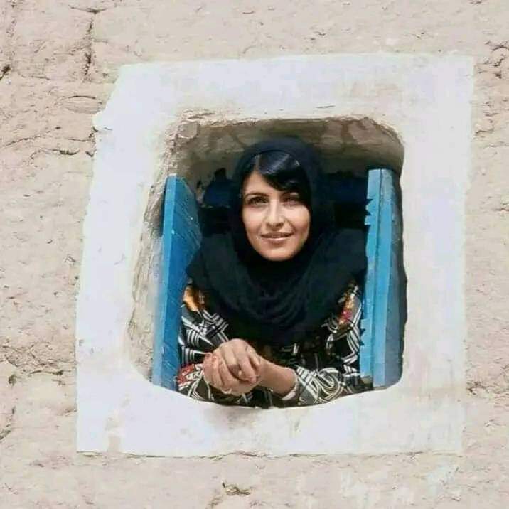 صباح الخير للجميع بإستثناءالمراقبين بصمت ومنتظرين مننا ابسط الزلات...